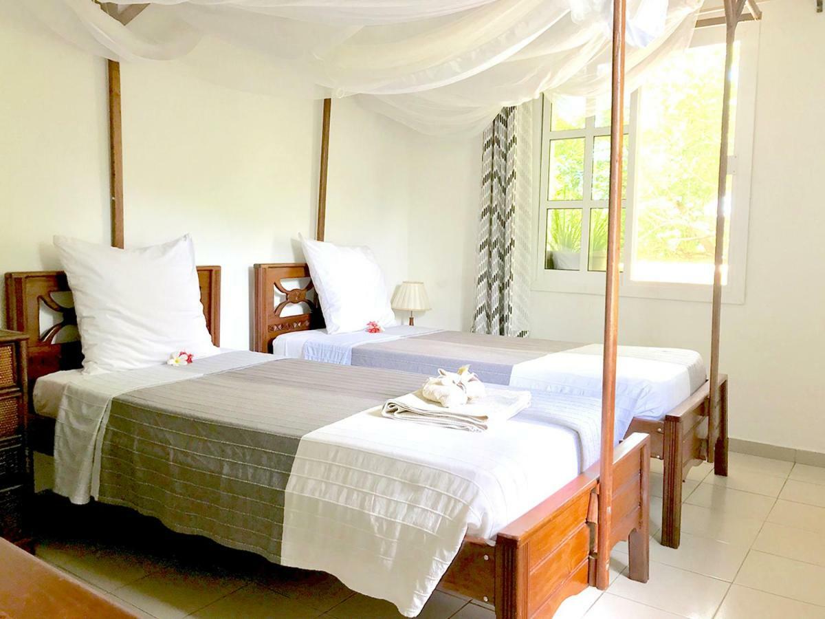 Hotel Jardin De La Paix Μορόνι Εξωτερικό φωτογραφία